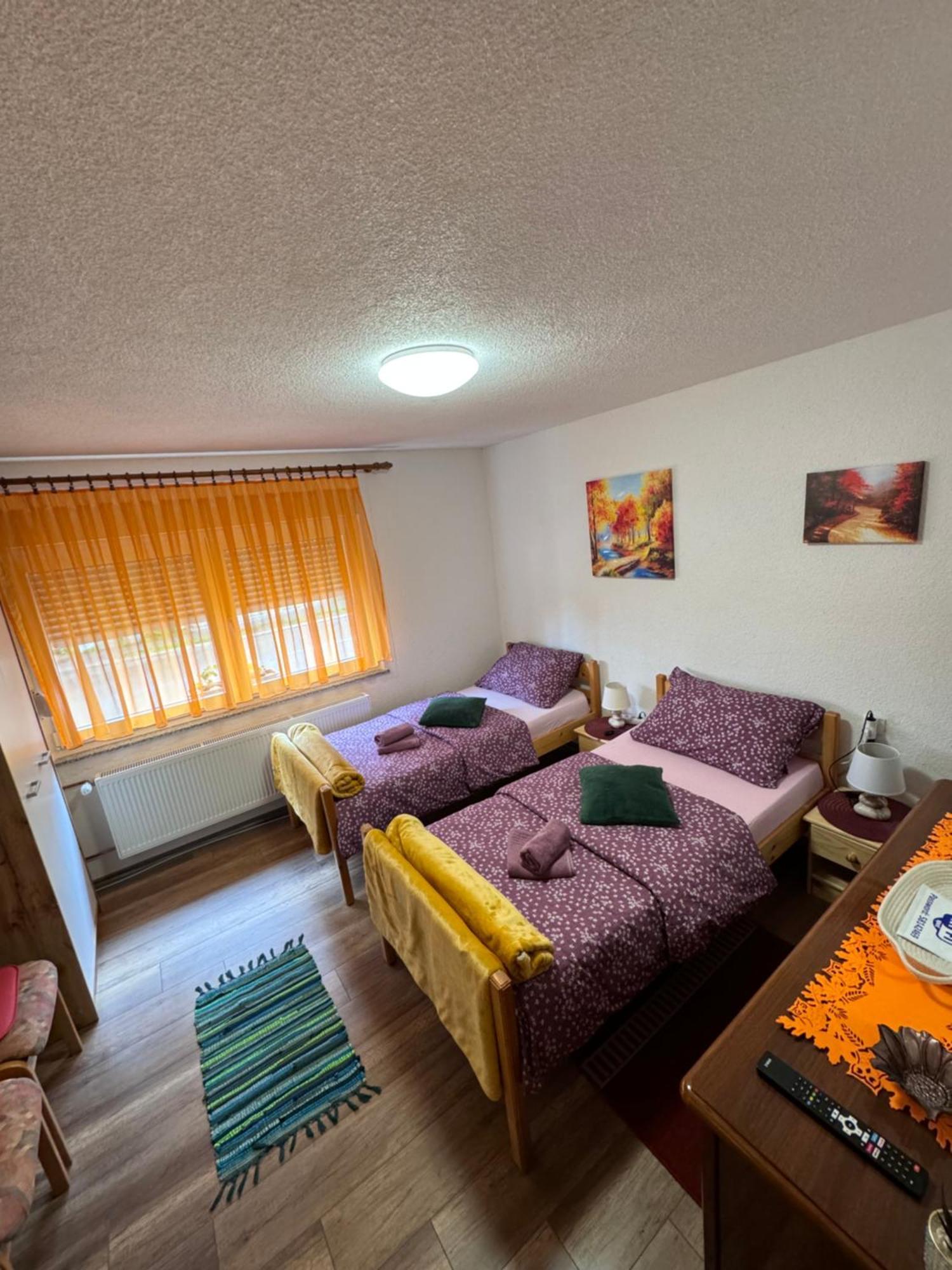 Apartman Josip Gospić Zewnętrze zdjęcie