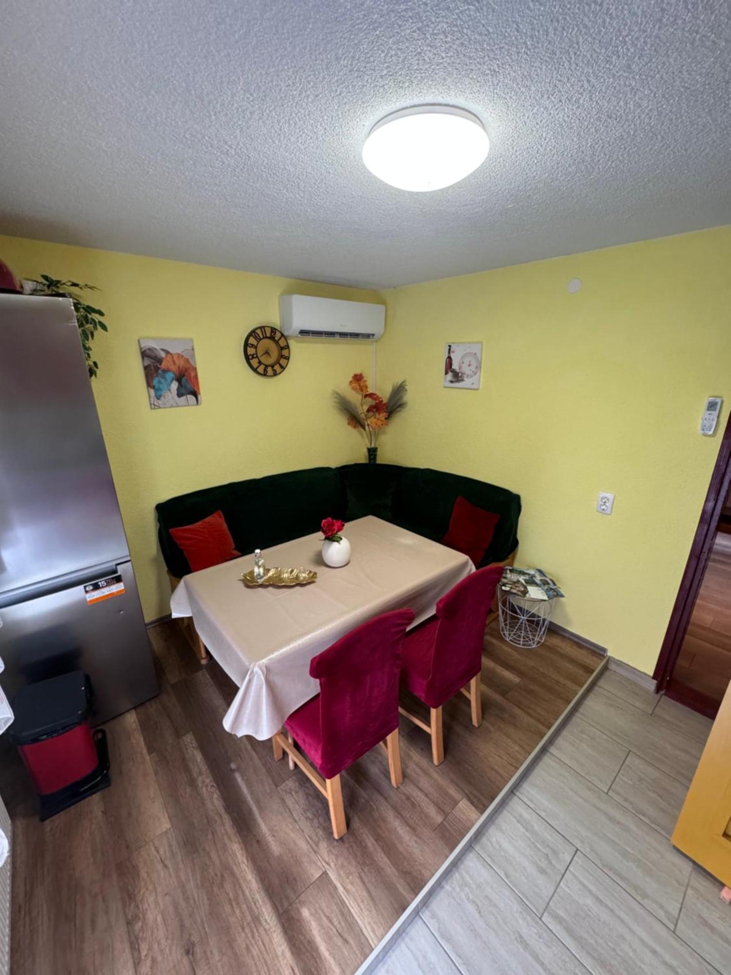 Apartman Josip Gospić Zewnętrze zdjęcie