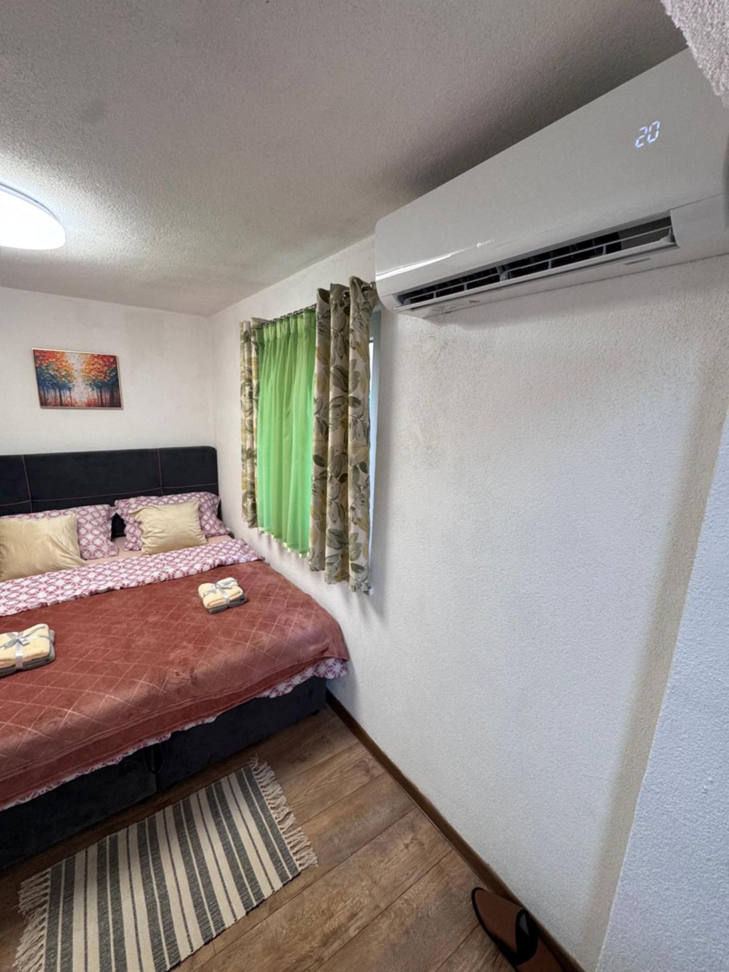 Apartman Josip Gospić Zewnętrze zdjęcie