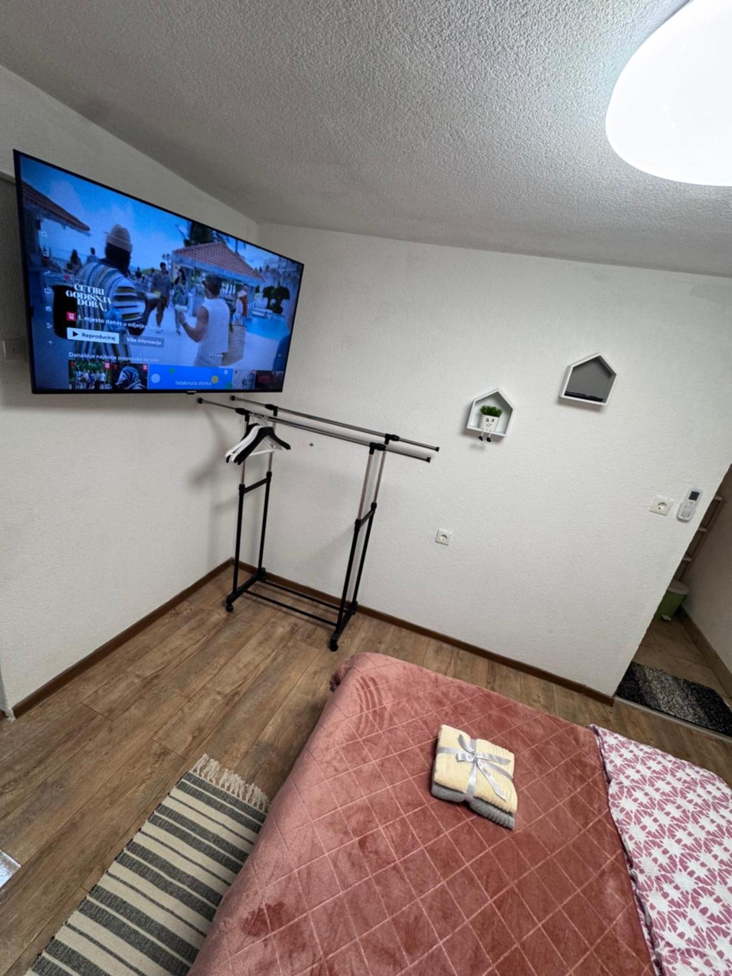 Apartman Josip Gospić Zewnętrze zdjęcie