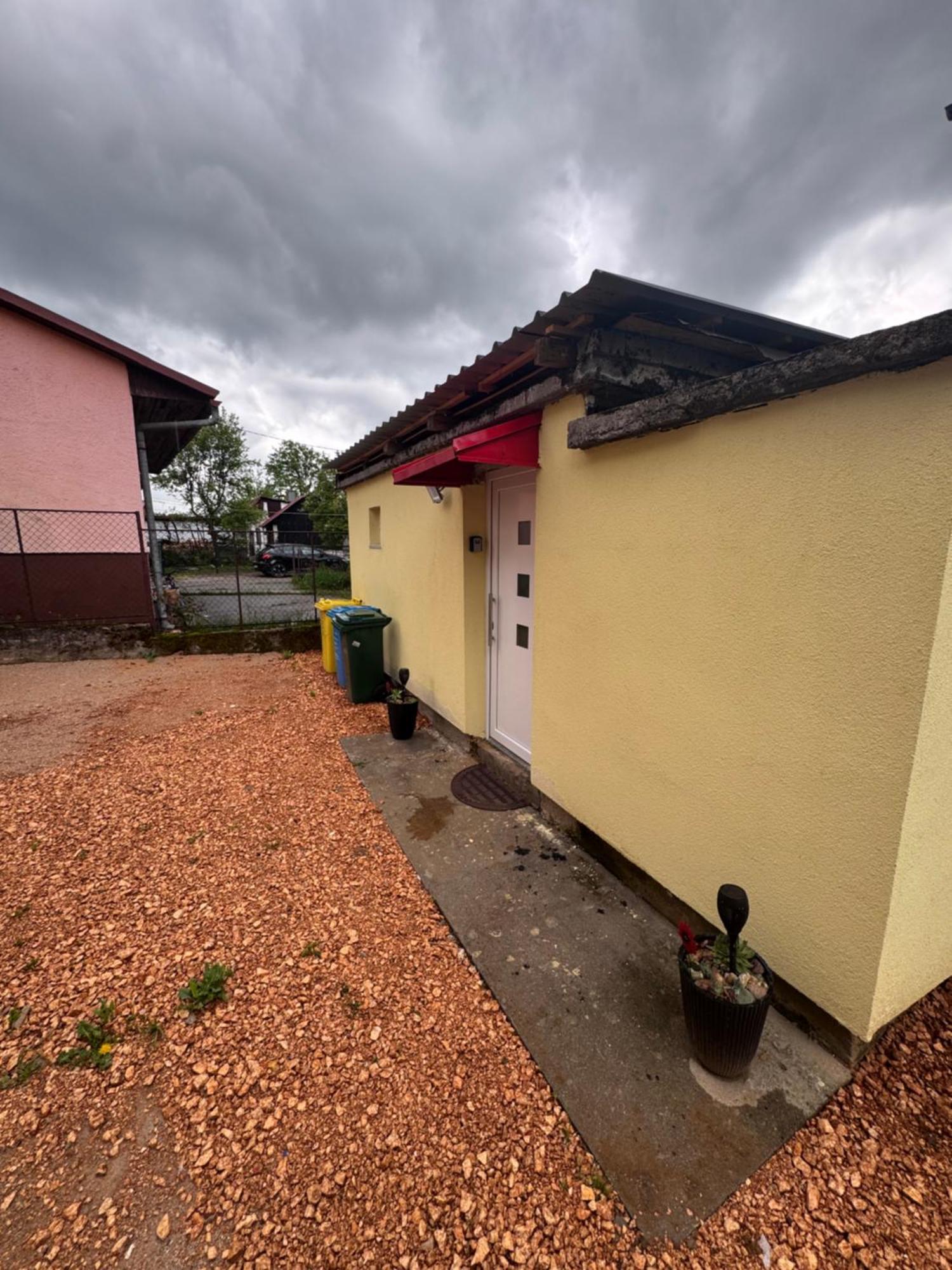 Apartman Josip Gospić Zewnętrze zdjęcie