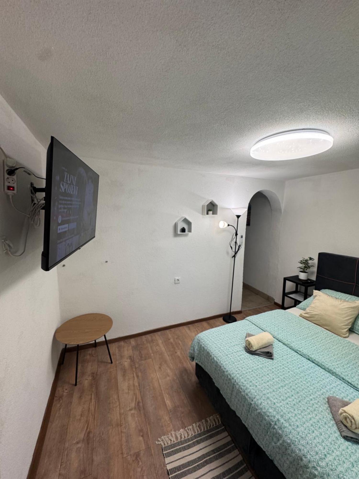 Apartman Josip Gospić Zewnętrze zdjęcie