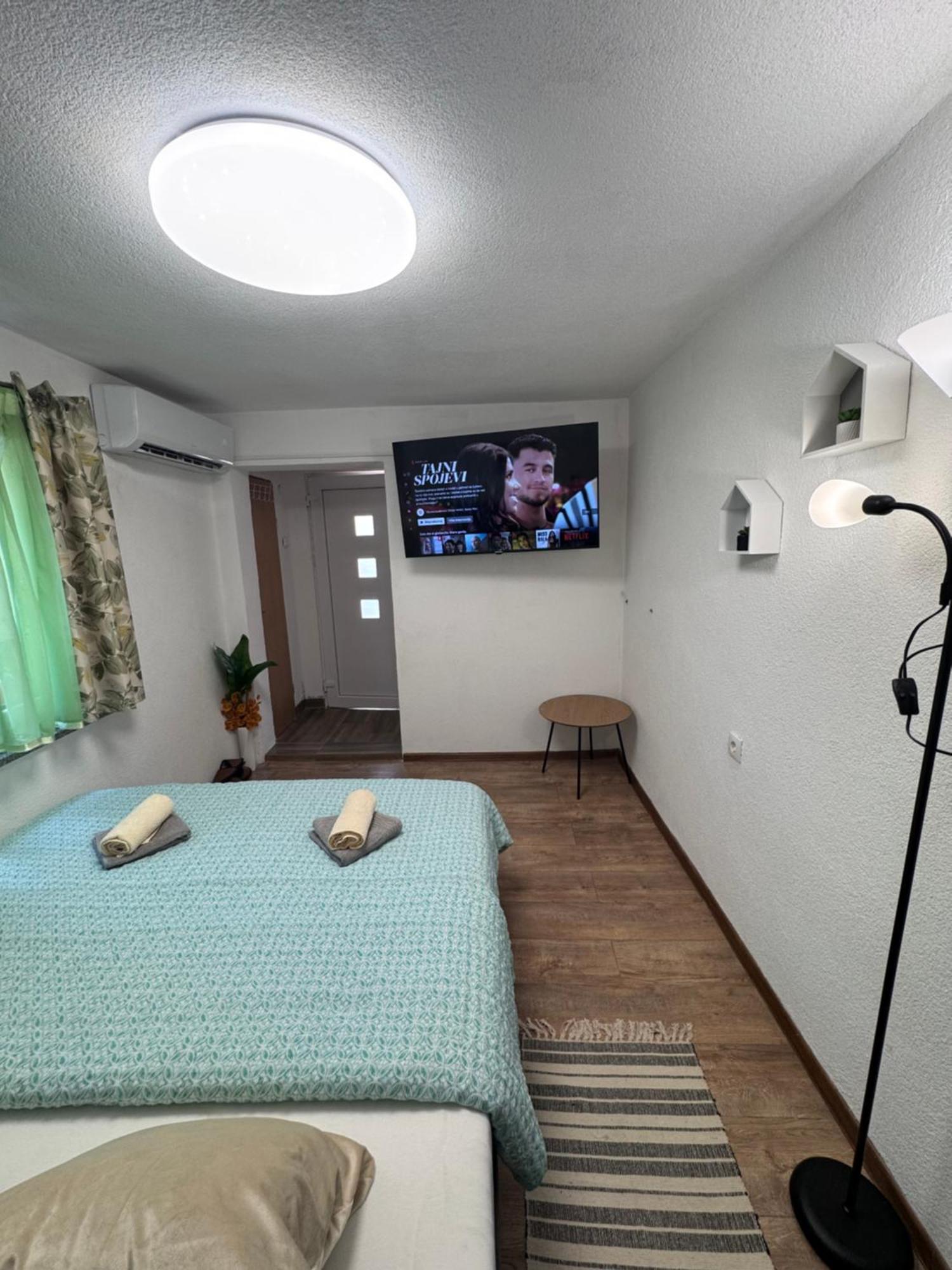 Apartman Josip Gospić Zewnętrze zdjęcie